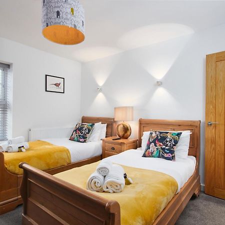 Gateway Mews - Serviced Apartments 凯格沃思 外观 照片