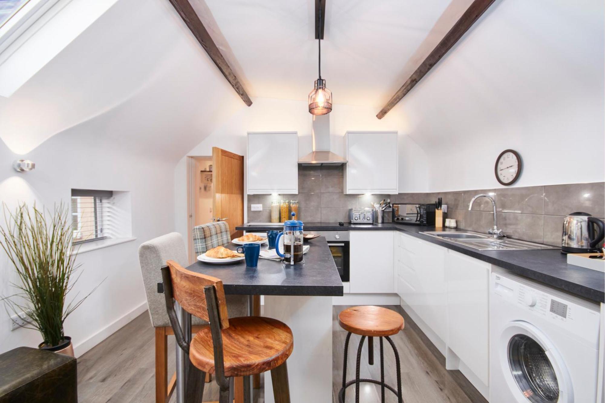 Gateway Mews - Serviced Apartments 凯格沃思 外观 照片