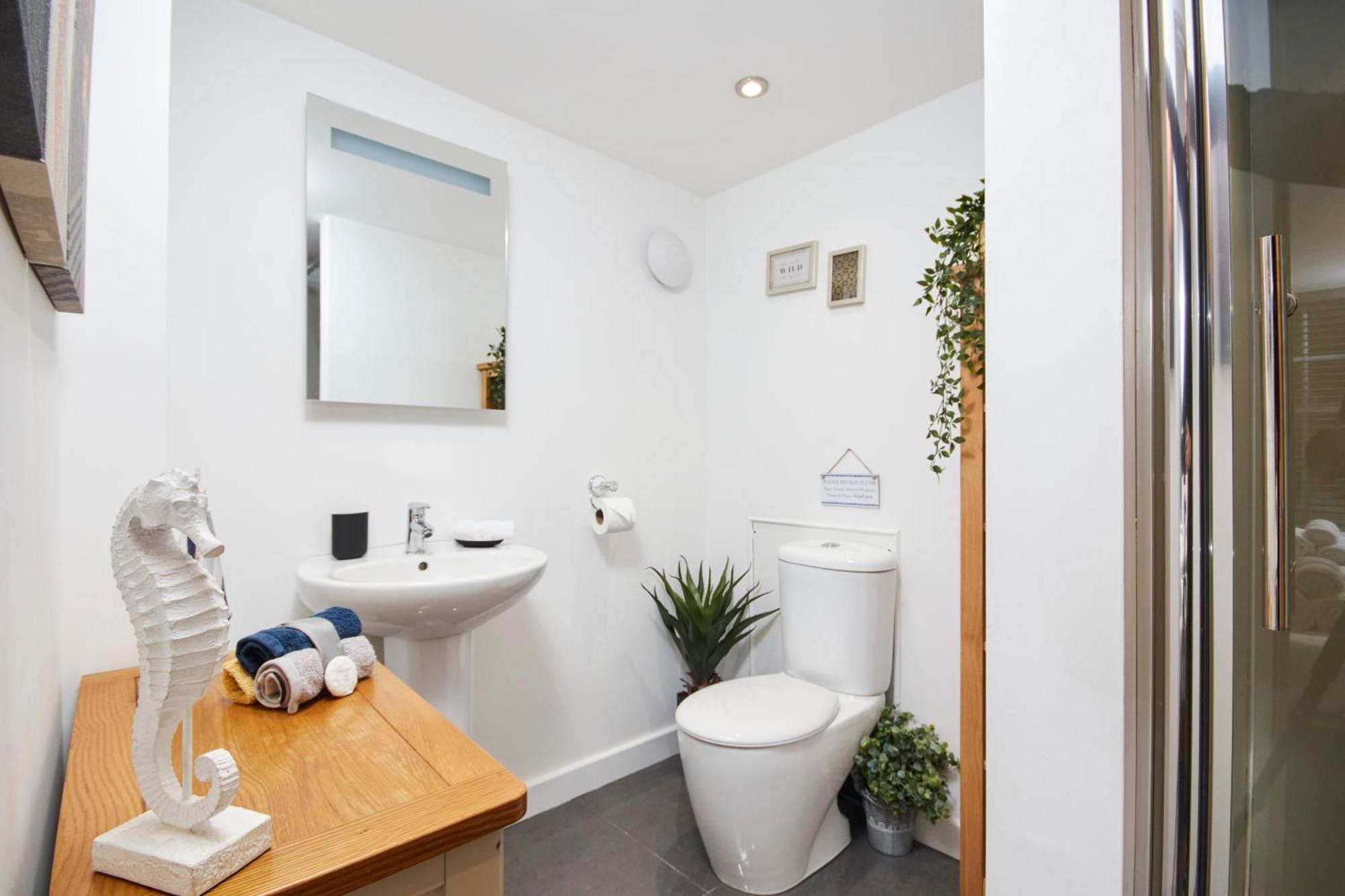 Gateway Mews - Serviced Apartments 凯格沃思 外观 照片