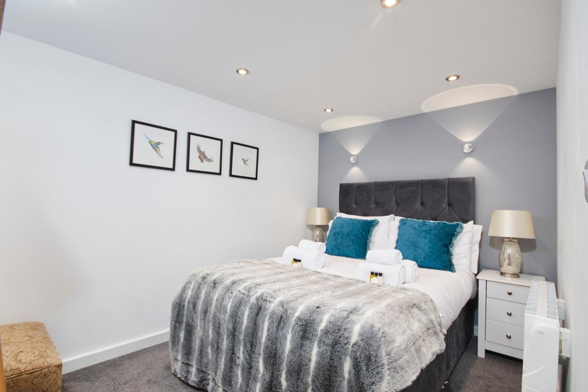 Gateway Mews - Serviced Apartments 凯格沃思 外观 照片